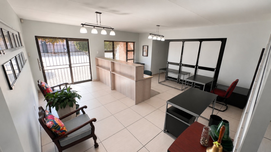 To Let Commercial Property for Rent in Langenhovenpark Free State